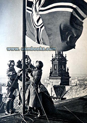 Wehrmacht in Krakau, Reichskriegsflagge